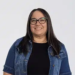 Della Pacheco